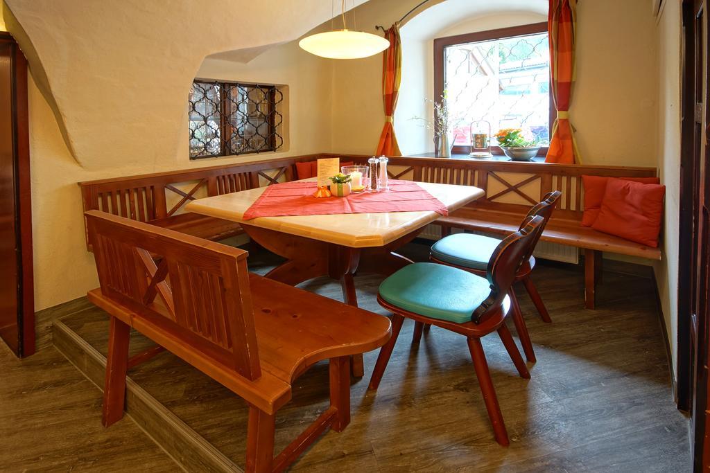 Hotel Restaurant Das Roessl Windischgarsten Bagian luar foto